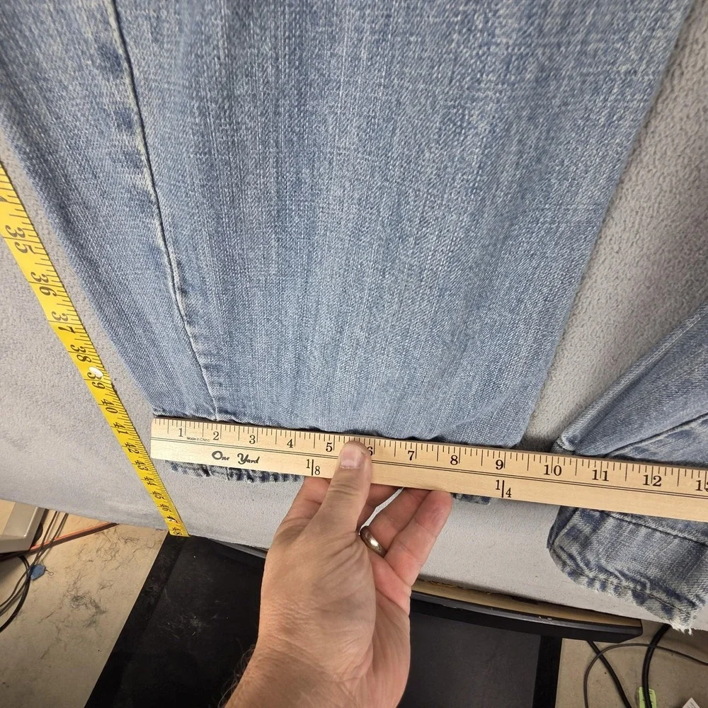 Vintage Levis Engineered Jeans Mens 32x32 Blue Light Wash Twisted Zip Fly
